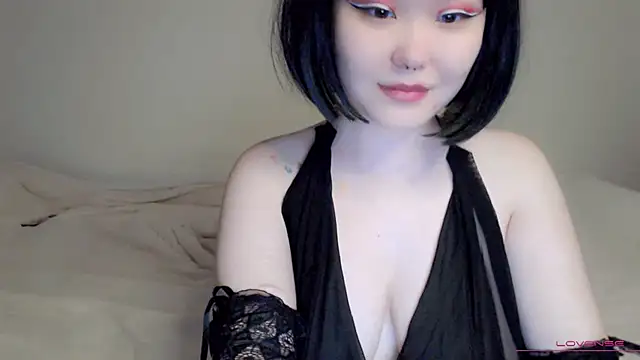 tsunade chan online show from 11, 10, 2025