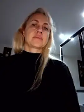 KissMiSveet online show from 9, 11, 2025