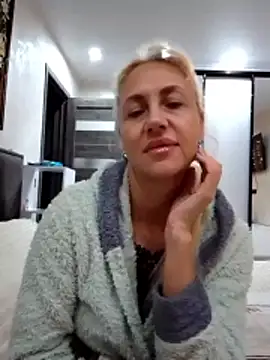 KissMiSveet online show from 21, 12, 2025