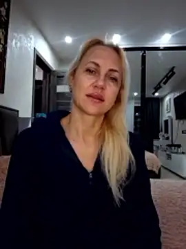 Snapshot of KissMiSveet chatting on 18, 1, 2026 KissMiSveet online show from 18, 1, 2026