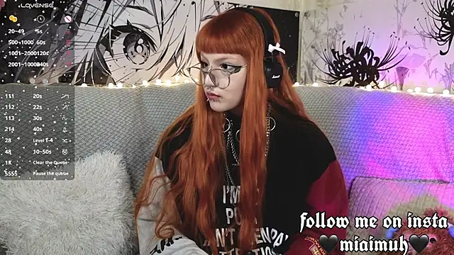 mia  yui online show from 22, 4, 2026