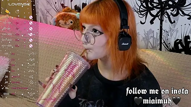 mia  yui online show from 14, 9, 2025