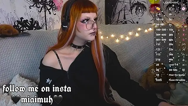 mia  yui online show from 25, 6, 2026