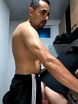 stivenlujan69 online show from 17, 12, 2025