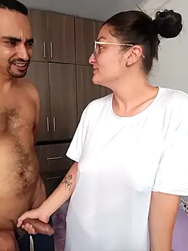 stivenlujan69 online show from 30, 10, 2025