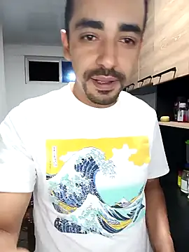 stivenlujan69 online show from 7, 10, 2025