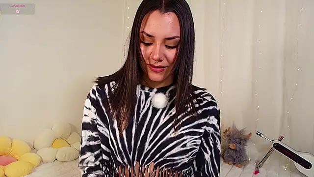 Snapshot of Isa_laurentt_ chatting on 18, 7, 2026 Isa laurentt online show from 18, 7, 2026