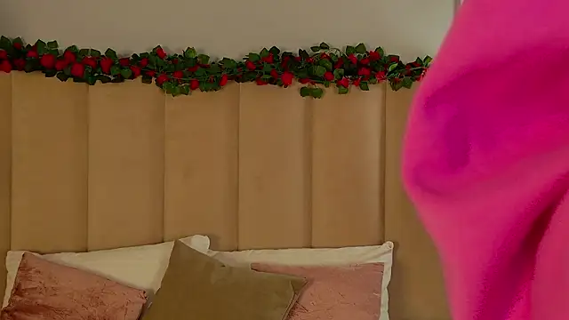 AdoraCortes online show from 9, 2, 2026