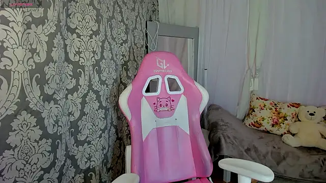 Marie Ellie online show from 27, 3, 2026