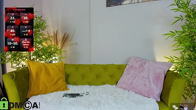 Snapshot of Marie_Ellie chatting on 25, 10, 2025 Marie Ellie online show from 25, 10, 2025