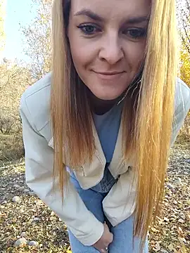 YOOUR EVAA online show from 22, 10, 2025