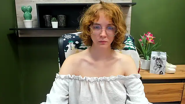 juicyPenny online show from 1, 10, 2025