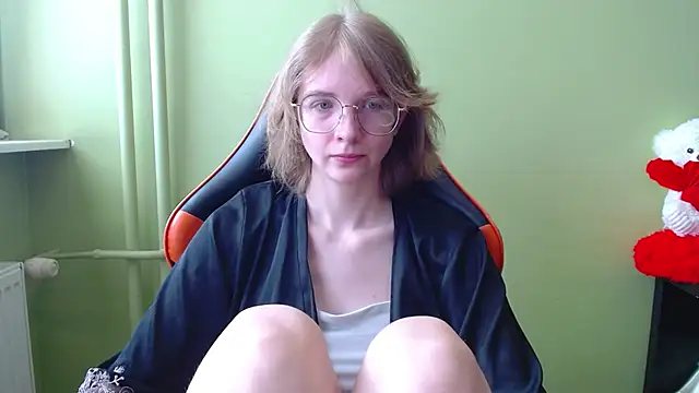 juicyPenny online show from 29, 4, 2026