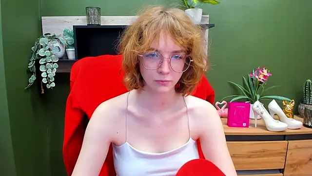 juicyPenny online show from 5, 11, 2025