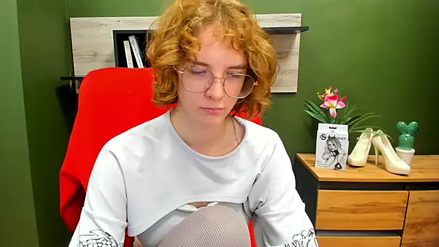 juicyPenny online show from 17, 9, 2025