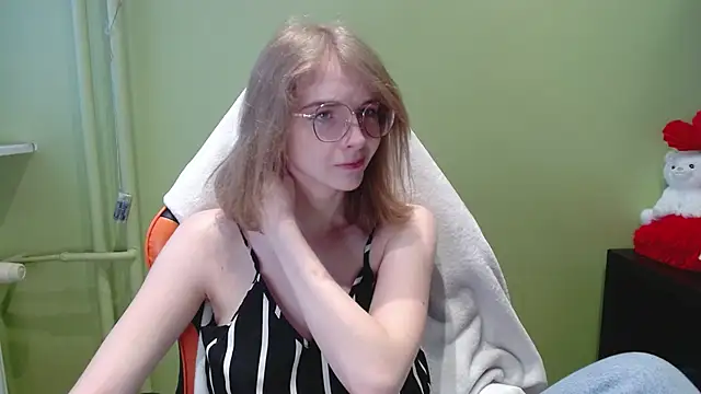 juicyPenny online show from 24, 2, 2026