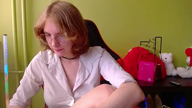 juicyPenny online show from 20, 6, 2026