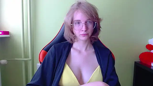 juicyPenny online show from 19, 5, 2026
