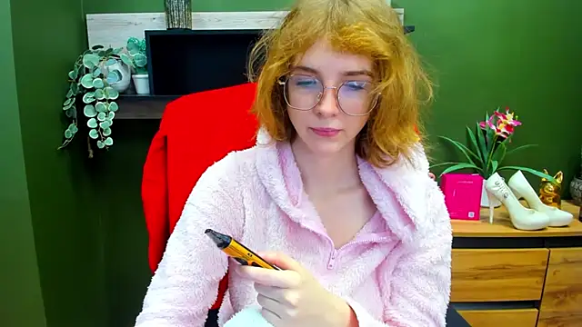 juicyPenny online show from 31, 10, 2025