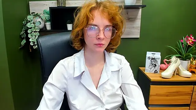 juicyPenny online show from 13, 10, 2025