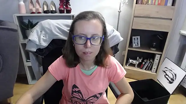 sweetxLizzy online show from 12, 9, 2025