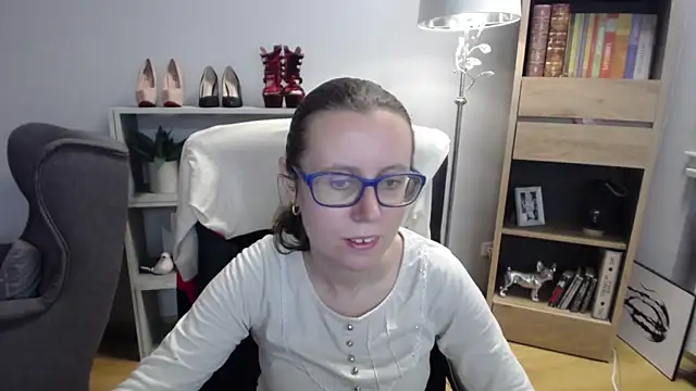 sweetxLizzy online show from 5, 11, 2025