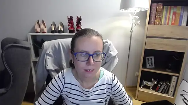 sweetxLizzy online show from 15, 9, 2025