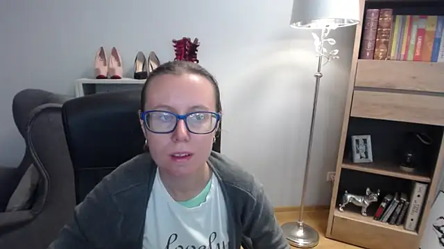 sweetxLizzy online show from 17, 9, 2025