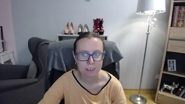 sweetxLizzy online show from 9, 10, 2025