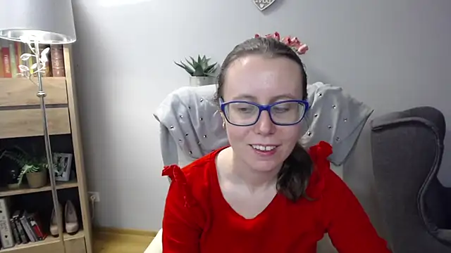 sweetxLizzy online show from 13, 4, 2026