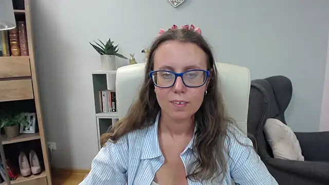 sweetxLizzy online show from 7, 7, 2026
