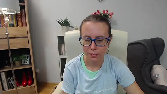 sweetxLizzy online show from 13, 7, 2026