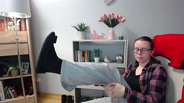 sweetxLizzy online show from 9, 4, 2026