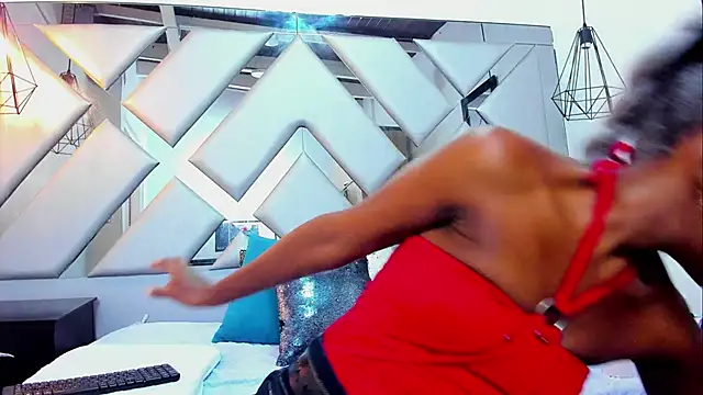 Lorenn Hill online show from 20, 11, 2025