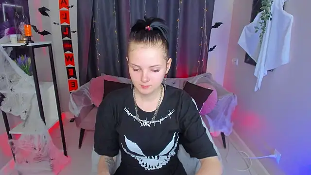 Leila xxBaby online show from 24, 10, 2025