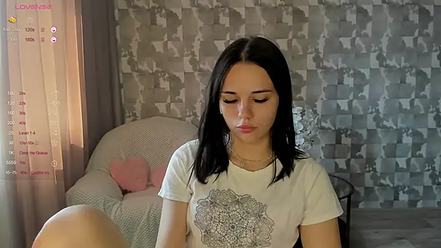 Kseni a online show from 9, 9, 2025