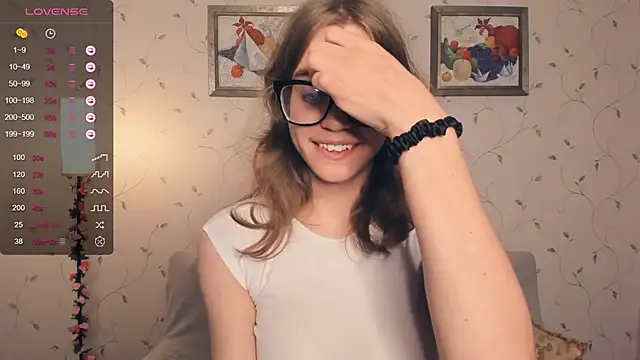 JoanBaggott online show from 31, 10, 2025