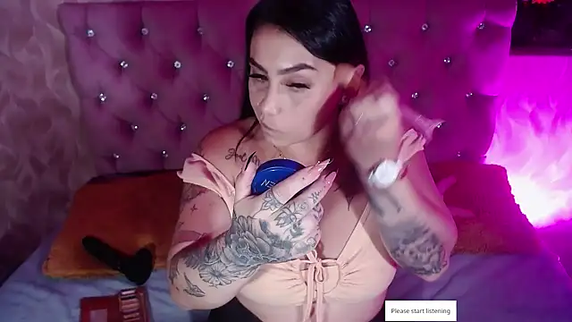 Naomi Braunx online show from 11, 9, 2025