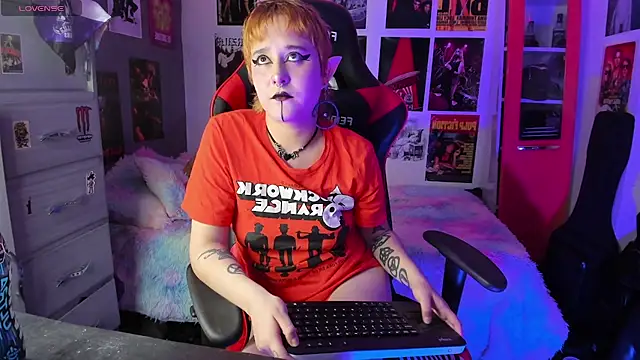 mistresscrowley666 online show from 3, 10, 2025