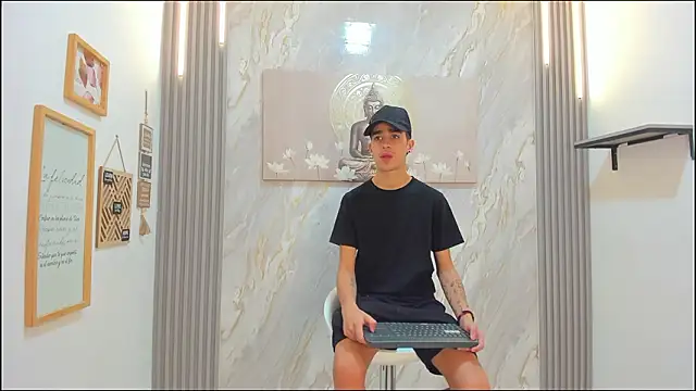 TWINKS BOYS1 online show from 15, 1, 2026