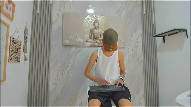 TWINKS BOYS1 online show from 18, 12, 2025