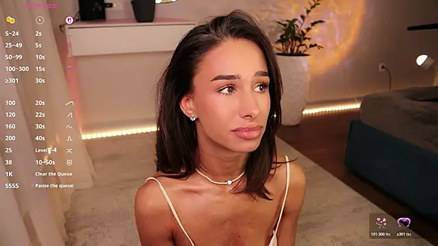 Katherinepinke online show from 15, 4, 2026