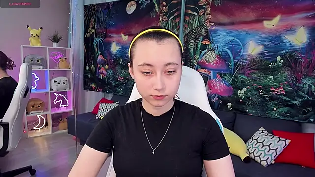 ClaraParks online show from 17, 10, 2025