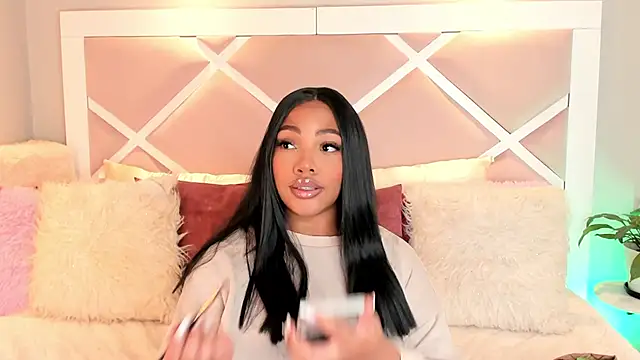 CarolinaSommerr online show from 2, 12, 2025