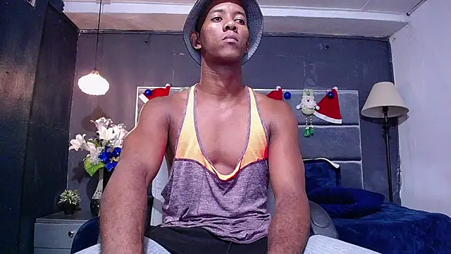 blackbignude online show from 5, 12, 2025