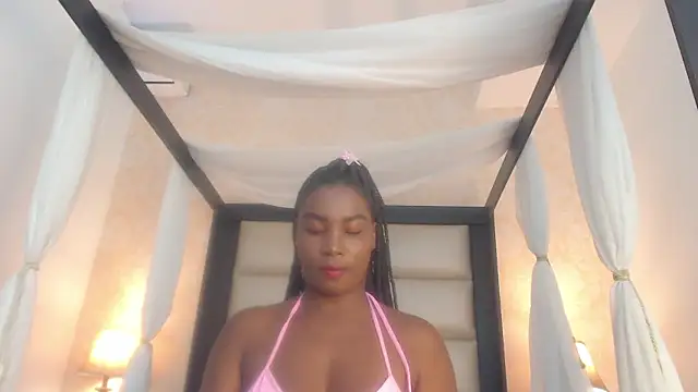 AvaLucci online show from 8, 1, 2026