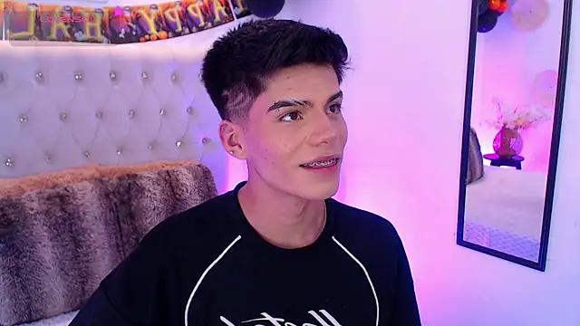 Dulcey  online show from 13, 10, 2025