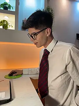 Dulcey  online show from 30, 3, 2026