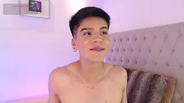 Dulcey  online show from 8, 11, 2025