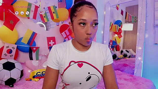 Snapshot of _Zahara_ chatting on 1, 7, 2026 Zahara online show from 1, 7, 2026